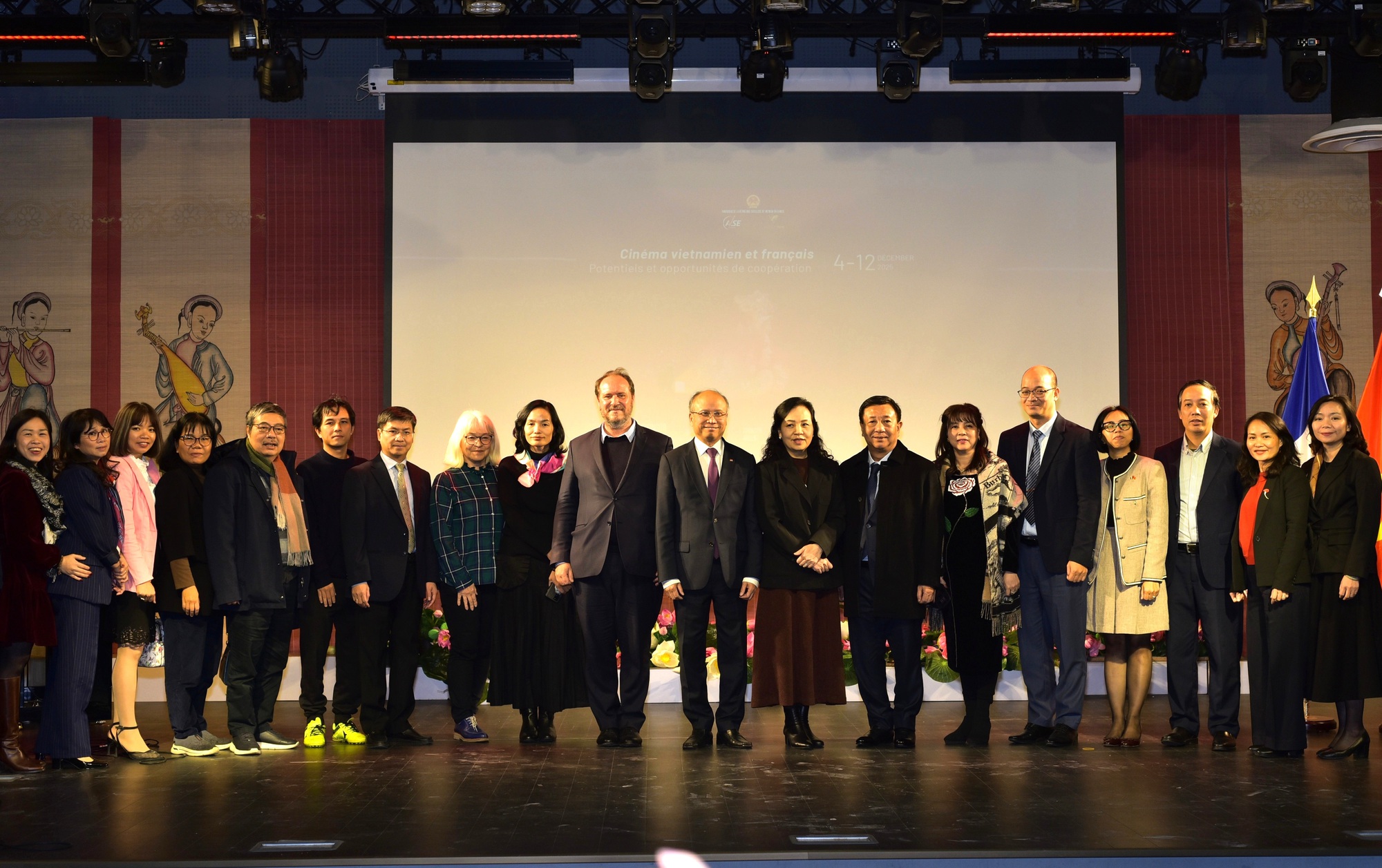 Mở ra nhiều cơ hội hợp tác phát triển điện ảnh giữa Việt Nam và Pháp- Ảnh 3.