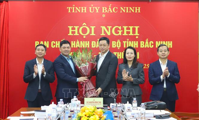Đồng chí Trần Huy Phương được bầu giữ chức Phó Bí thư Tỉnh ủy Bắc Ninh- Ảnh 1.