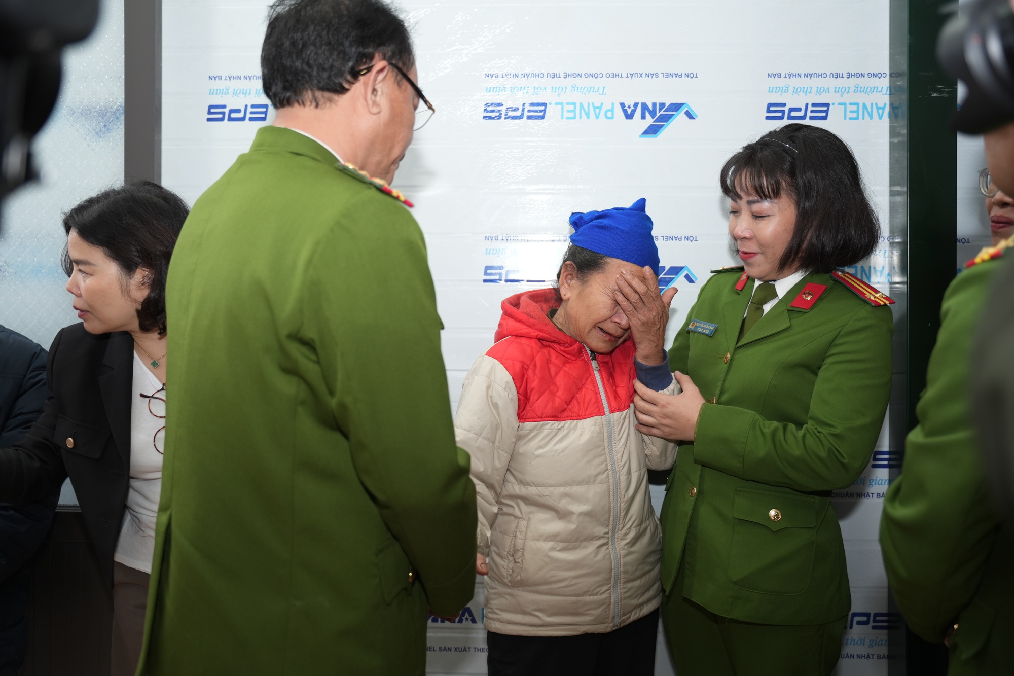 Trao tặng nhà cho các hộ dân bị mưa lũ ảnh hưởng tại Thanh Hóa- Ảnh 4. Trao tặng nhà cho các hộ dân bị mưa lũ ảnh hưởng tại Thanh Hóa- Ảnh 4.