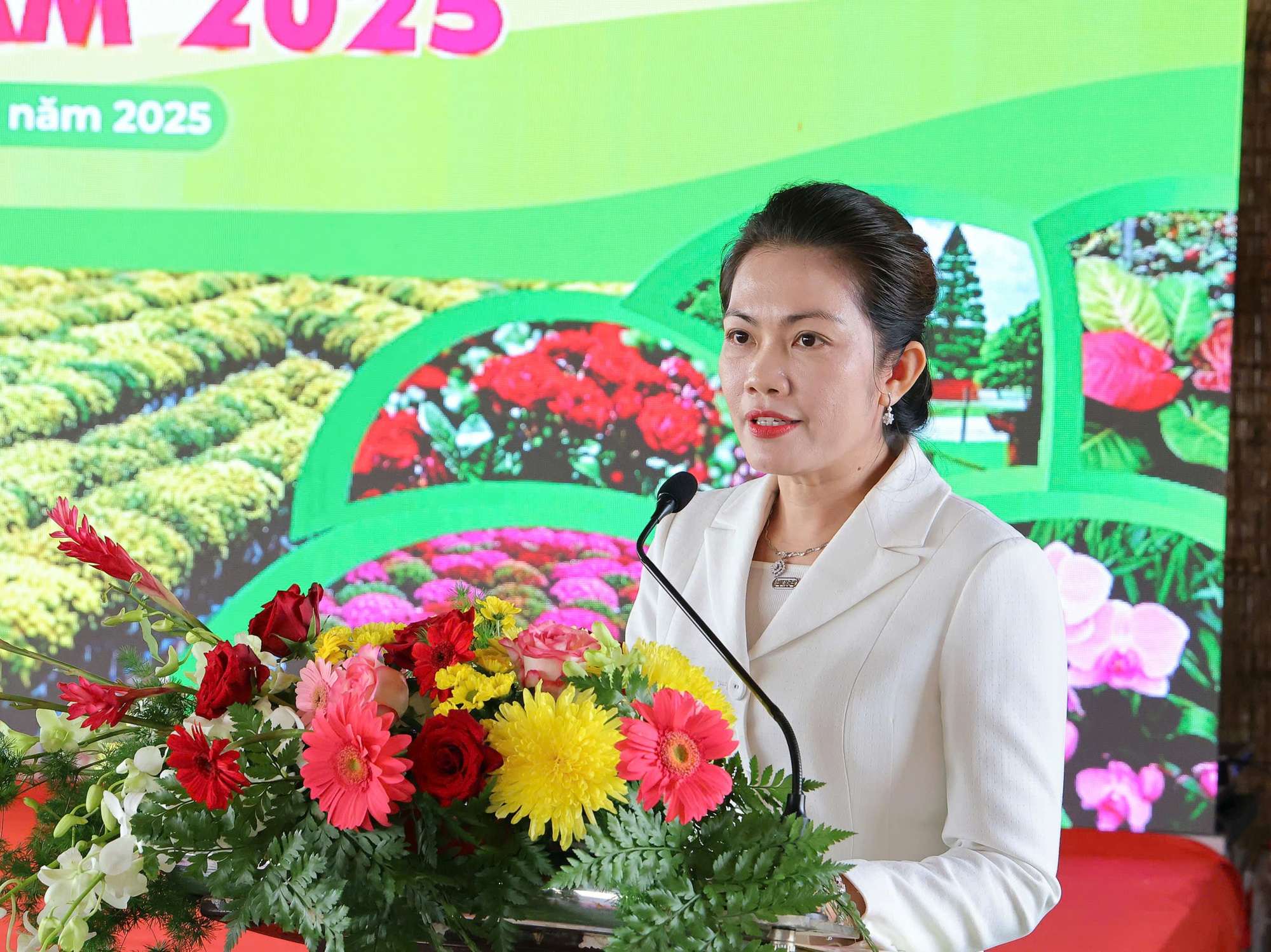 Festival Hoa – Kiểng Sa Đéc 2025: 'Sắc hoa ngày mới' hứa hẹn mùa lễ hội bùng nổ- Ảnh 1.