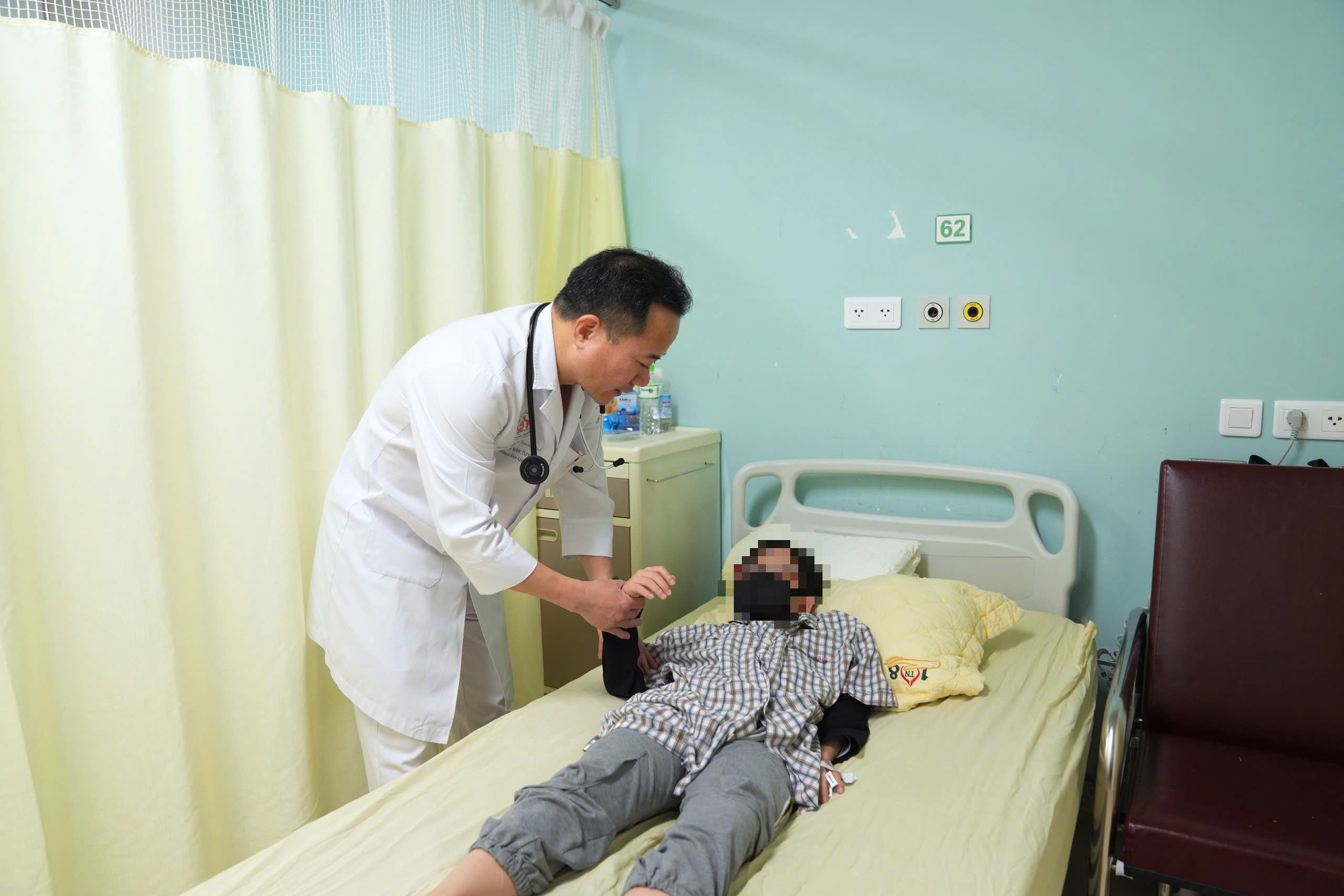 Cảnh báo đột quỵ não ở trẻ: Ca bệnh đánh thức sự chủ quan- Ảnh 1. Cảnh báo đột quỵ não ở trẻ: Ca bệnh đánh thức sự chủ quan- Ảnh 1.