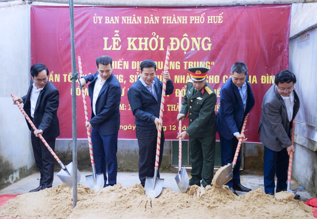 TP. Huế khởi công xây dựng, sửa chữa nhà cho người dân vùng lũ- Ảnh 2.