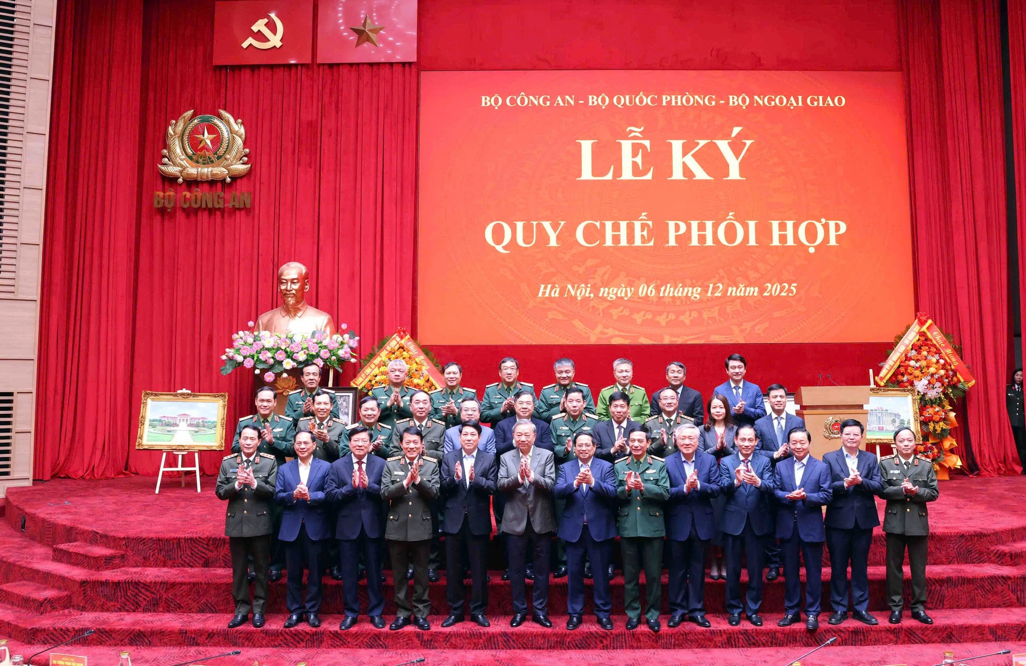 Ký Quy chế phối hợp giữa Bộ Công an, Bộ Quốc phòng và Bộ Ngoại giao- Ảnh 2.