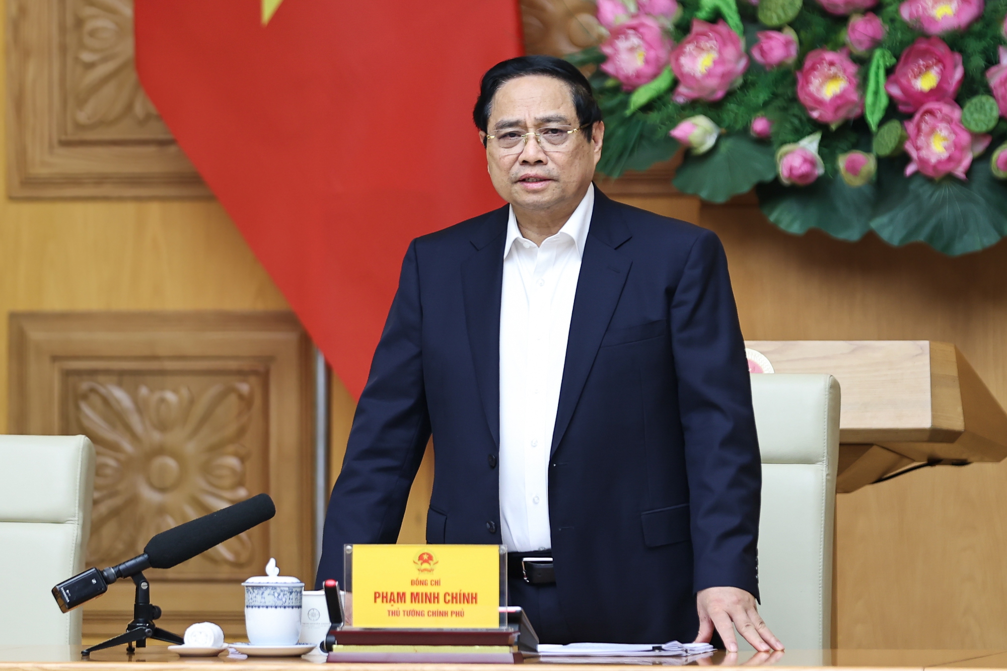 Thủ tướng: Thần tốc hơn nữa triển khai 'Chiến dịch Quang Trung' xây, sửa nhà cho người dân- Ảnh 4.