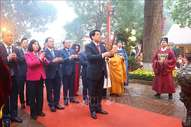 Chủ tịch nước Lương Cường chủ trì lễ dâng hương khai Xuân tại Hoàng thành Thăng Long- Ảnh 1.