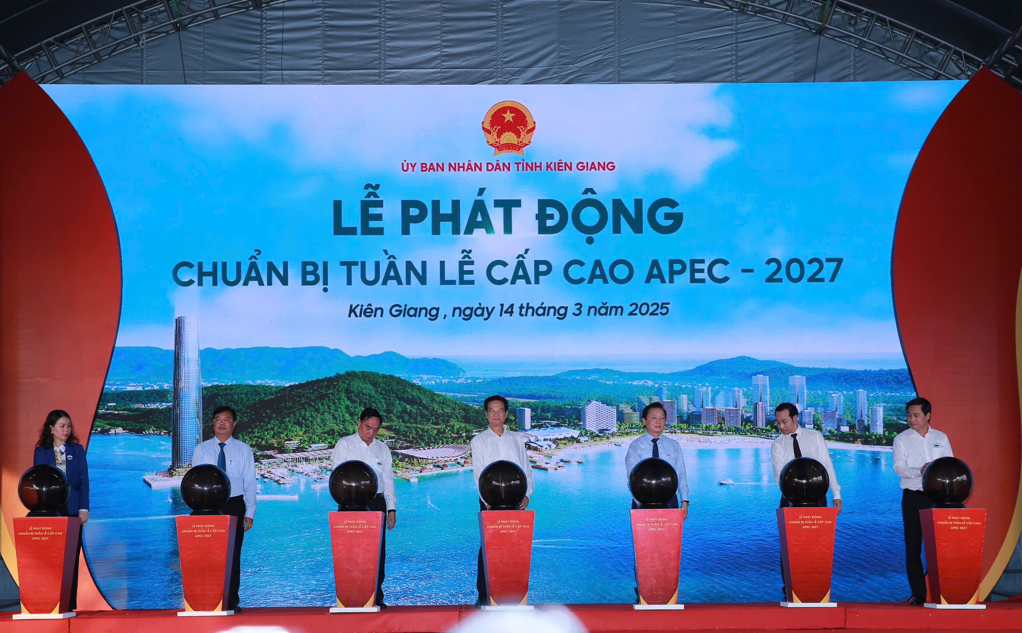 Tổ chức thành công Hội nghị APEC, gắn với sự phát triển bền vững của Phú Quốc- Ảnh 1.