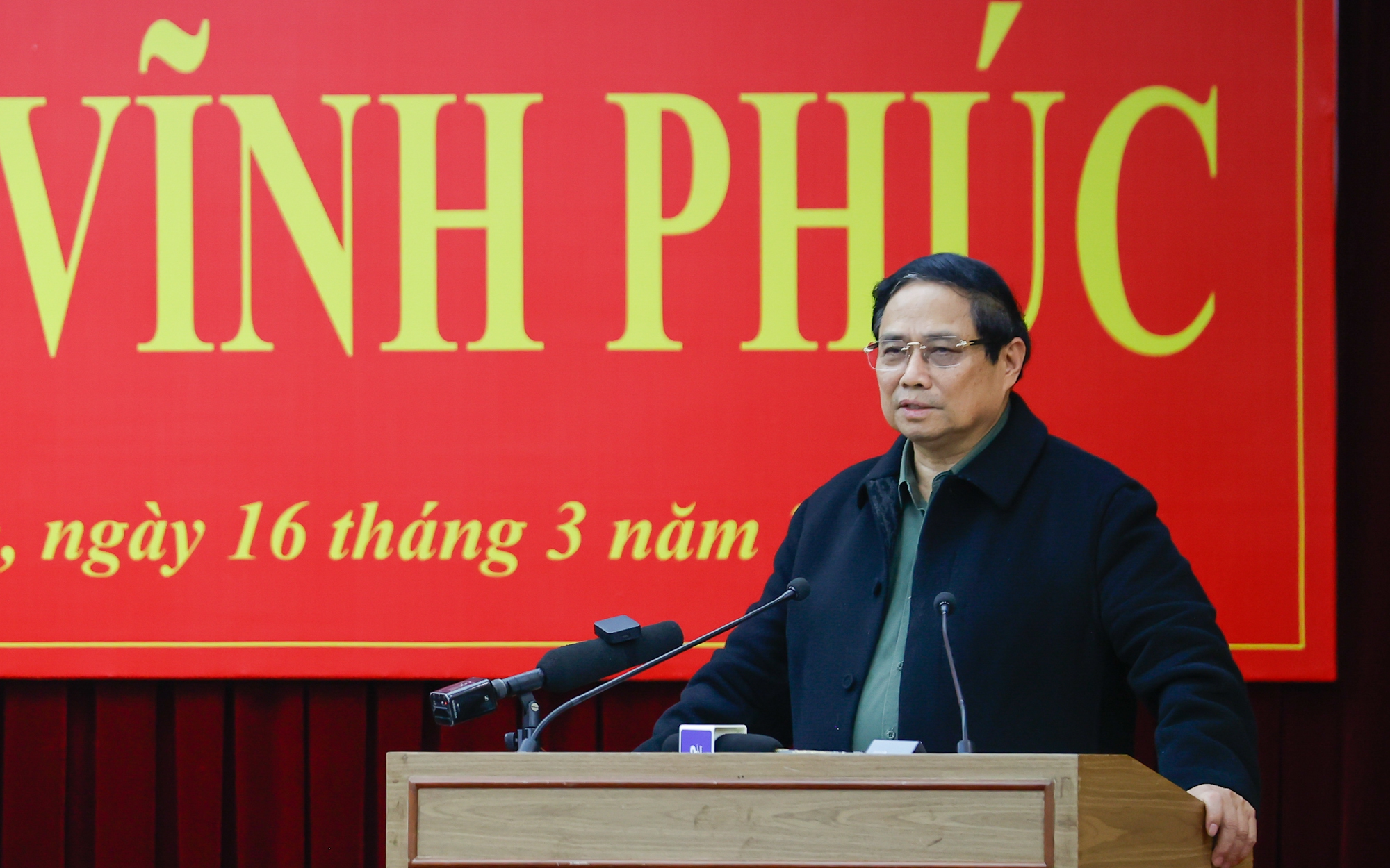 Thủ tướng làm việc với Ban Thường vụ Tỉnh ủy Vĩnh Phúc