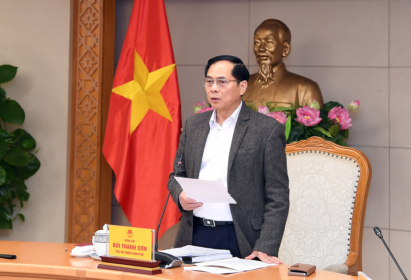 Quy hoạch điện VIII điều chỉnh phải bảo đảm đủ điện trong mọi tình huống- Ảnh 2. Quy hoạch điện VIII điều chỉnh phải bảo đảm đủ điện trong mọi tình huống- Ảnh 2.