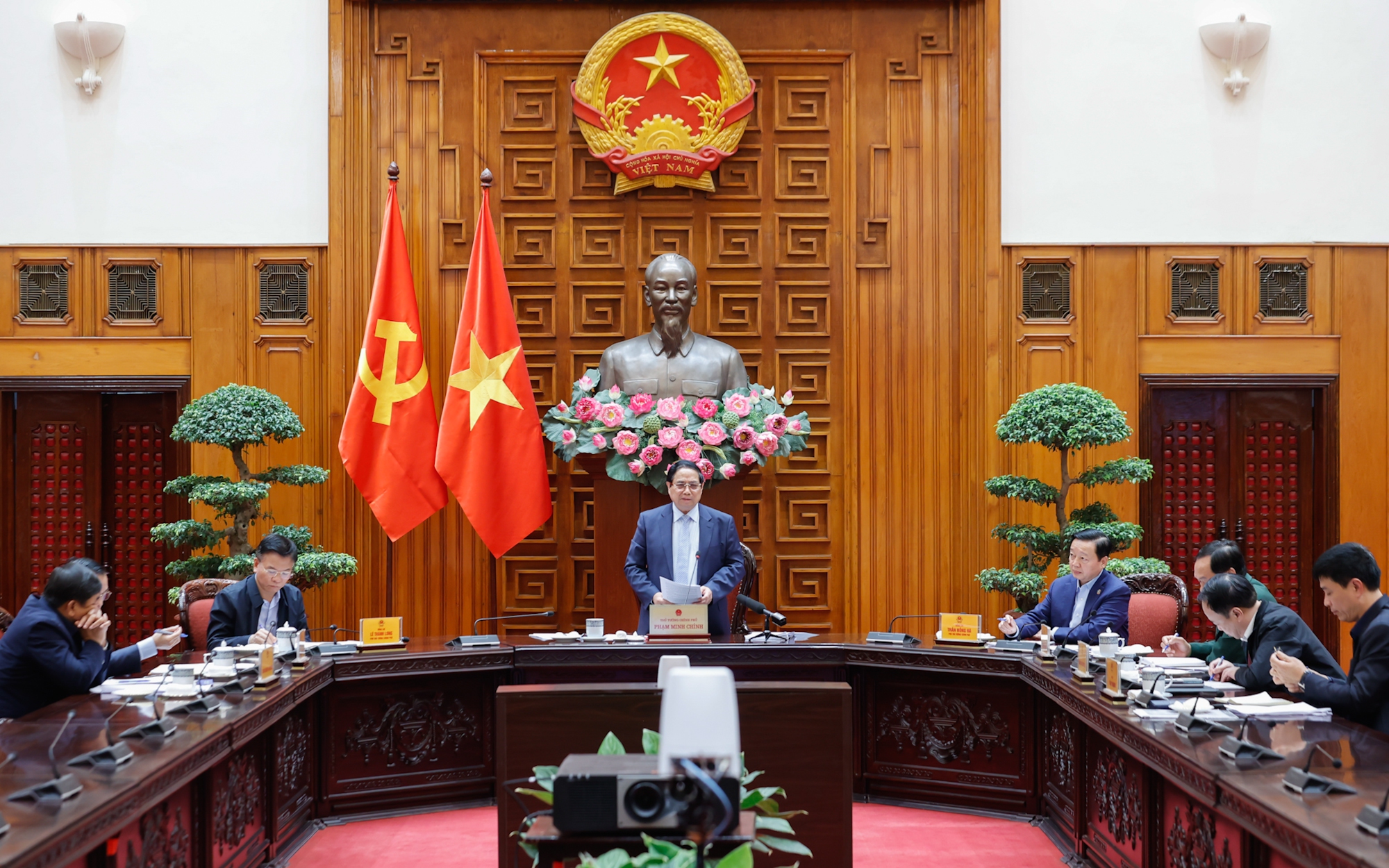 Thủ tướng chủ trì cuộc họp về tiến độ cao tốc Châu Đốc - Cần Thơ - Sóc Trăng