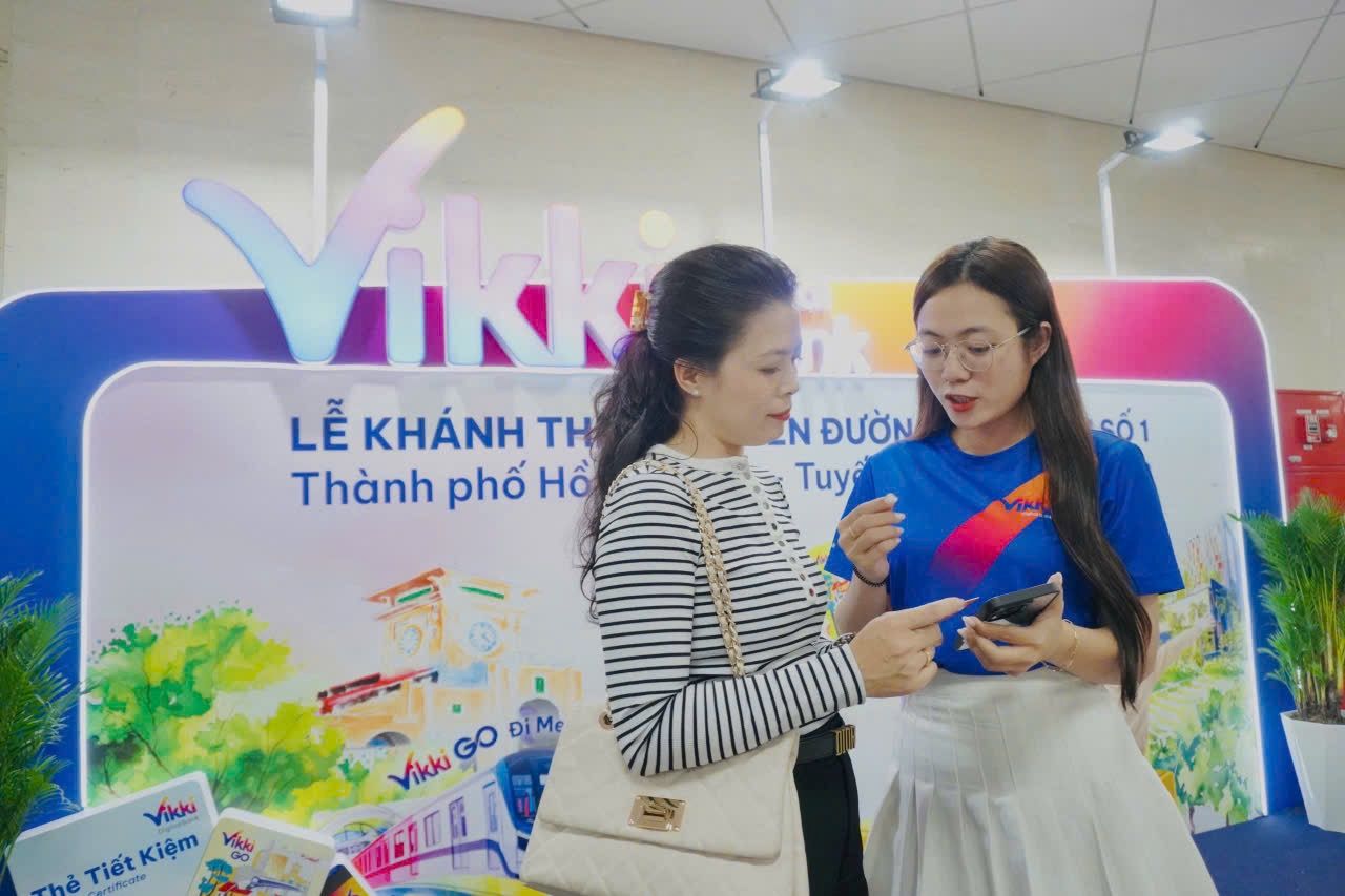 Tưng bừng khai trương tuyến Metro số 1 tại TPHCM, Vikki Bank hòa chung nhịp số- Ảnh 4. Tưng bừng khai trương tuyến Metro số 1 tại TPHCM, Vikki Bank hòa chung nhịp số- Ảnh 4.