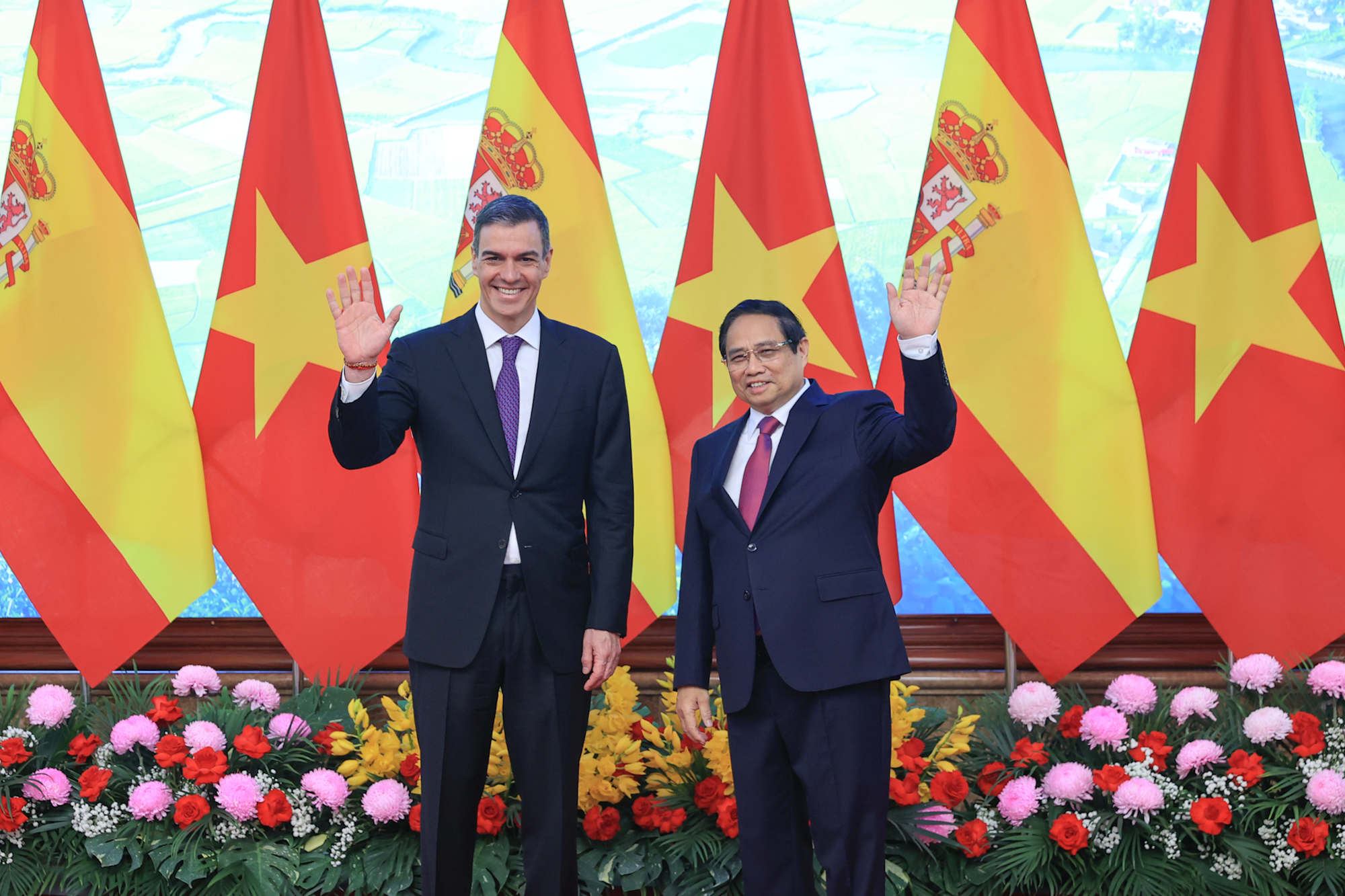 Tuyên bố chung về kết quả chuyến thăm chính thức Việt Nam của Thủ tướng Tây Ban Nha Pedro Sánchez- Ảnh 1.