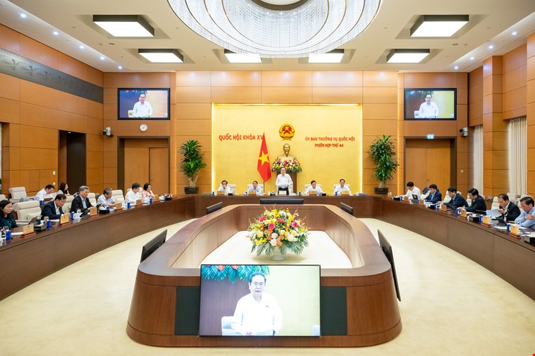 Ủy ban Thường vụ Quốc hội họp phiên thứ 44, chuẩn bị cho Kỳ họp thứ 9 Quốc hội khóa XV- Ảnh 2. Ủy ban Thường vụ Quốc hội họp phiên thứ 44, chuẩn bị cho Kỳ họp thứ 9 Quốc hội khóa XV- Ảnh 2.