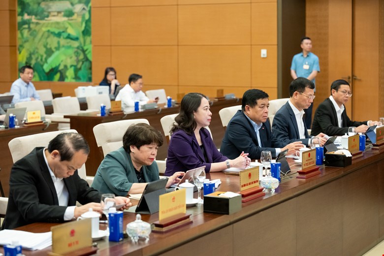 Đề xuất phân cấp, phân quyền đối với các dự án năng lượng nguyên tử- Ảnh 1. Đề xuất phân cấp, phân quyền đối với các dự án năng lượng nguyên tử- Ảnh 1.