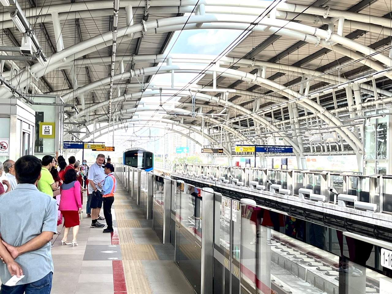 Bài cuối: Bước vào kỷ nguyên vươn mình: Không thể thiếu một chính quyền kiến tạo, đồng hành cùng DN- Ảnh 1. Bài cuối: Bước vào kỷ nguyên vươn mình: Không thể thiếu một chính quyền kiến tạo, đồng hành cùng DN- Ảnh 1.