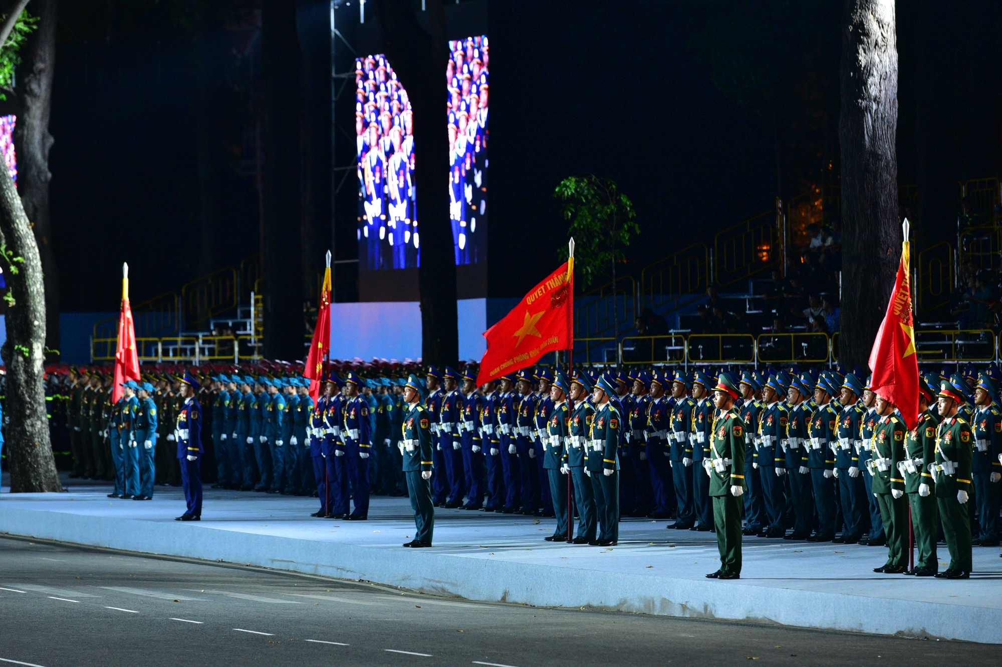 'Mãn nhãn' màn hợp luyện diễu binh, diễu hành trên đường Lê Duẩn, TPHCM- Ảnh 6.