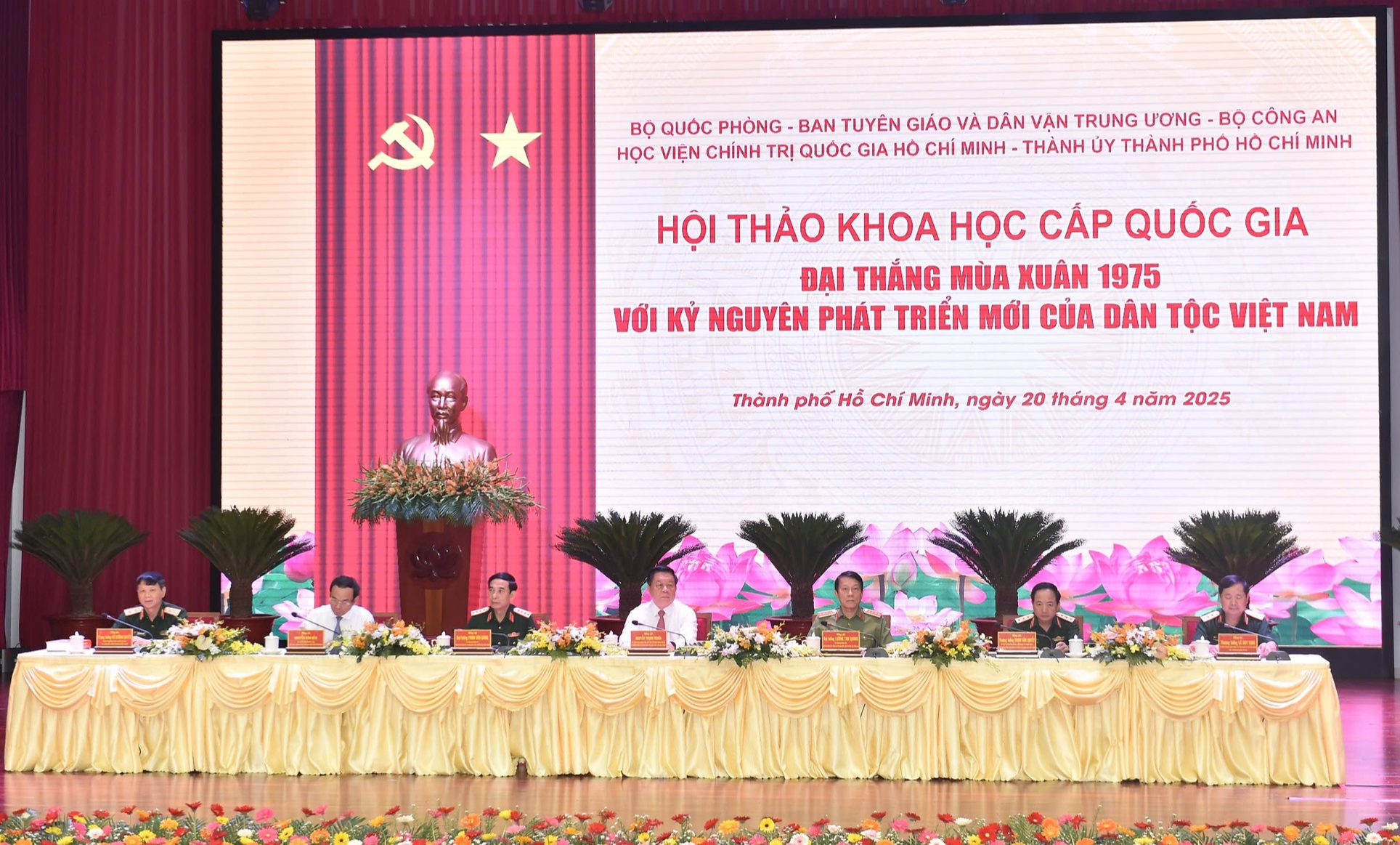 Đại thắng mùa Xuân 1975 với kỷ nguyên phát triển mới của dân tộc Việt Nam- Ảnh 1.
