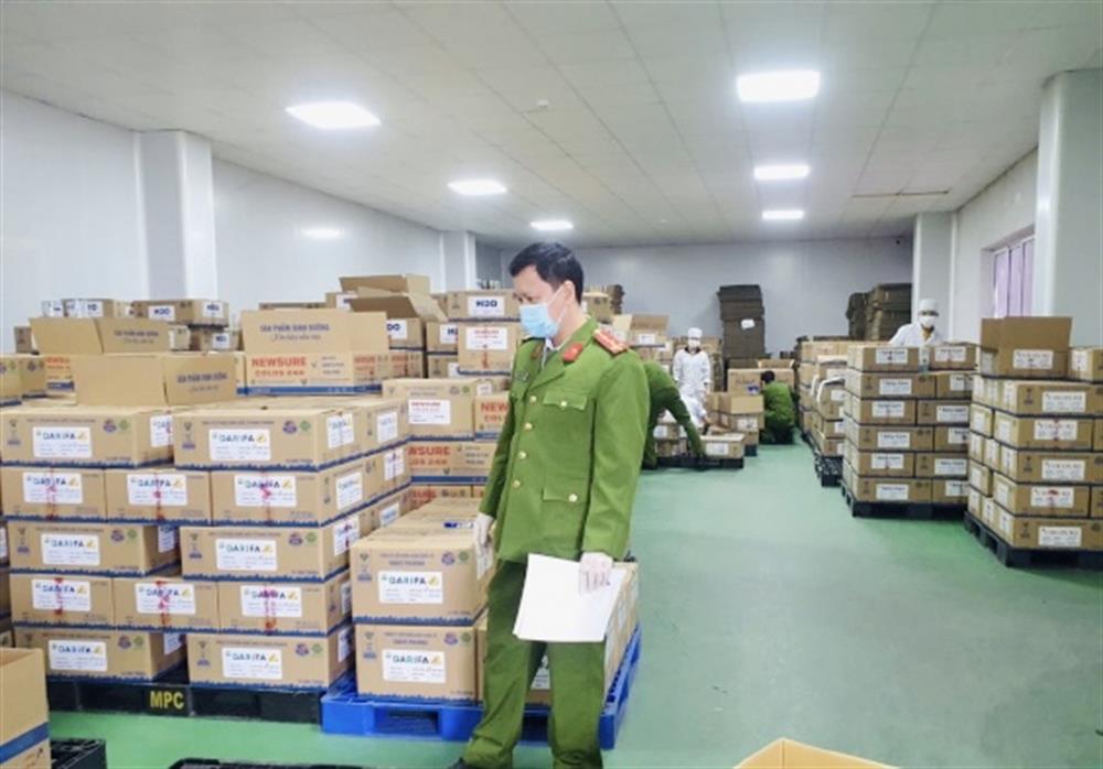 Công bố danh sách 84 sản phẩm sữa bị thu giữ trong vụ án sản xuất sữa giả- Ảnh 1.