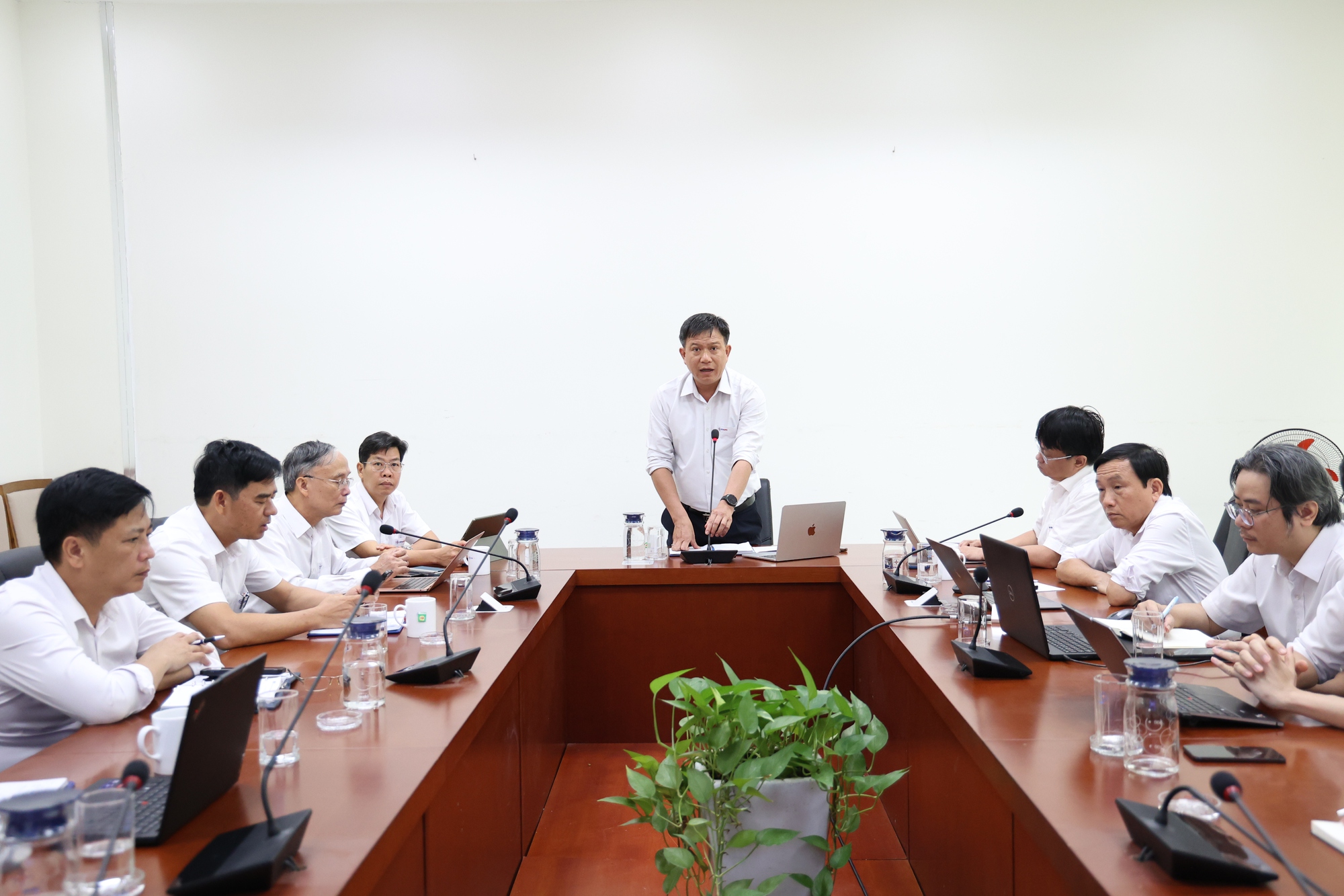 EVNCPC sẵn sàng xử lý các sự cố, bảo đảm cấp điện trong dịp lễ 30/4 – 1/5- Ảnh 1. EVNCPC sẵn sàng xử lý các sự cố, bảo đảm cấp điện trong dịp lễ 30/4 – 1/5- Ảnh 1.