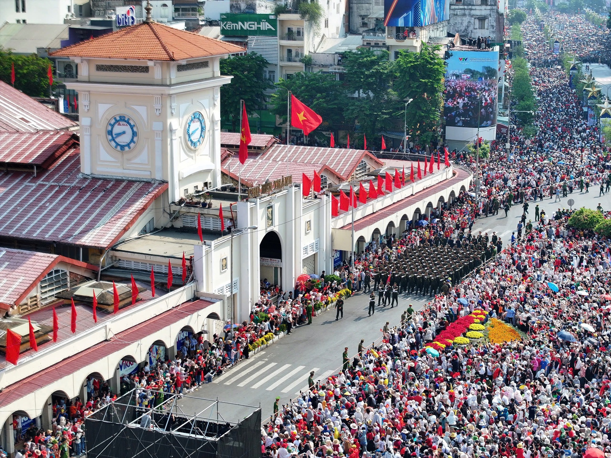 Chùm ảnh: Lan tỏa cảm xúc tự hào, thiêng liêng trong từng nhịp bước diễu binh- Ảnh 3. Chùm ảnh: Lan tỏa cảm xúc tự hào, thiêng liêng trong từng nhịp bước diễu binh- Ảnh 3.