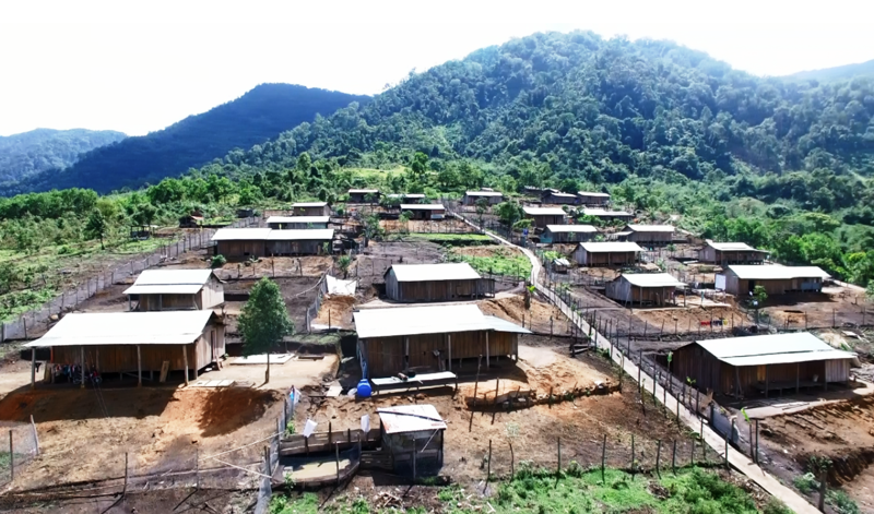 nha-tam-nha-dot-nat-17440239514941609810549.png