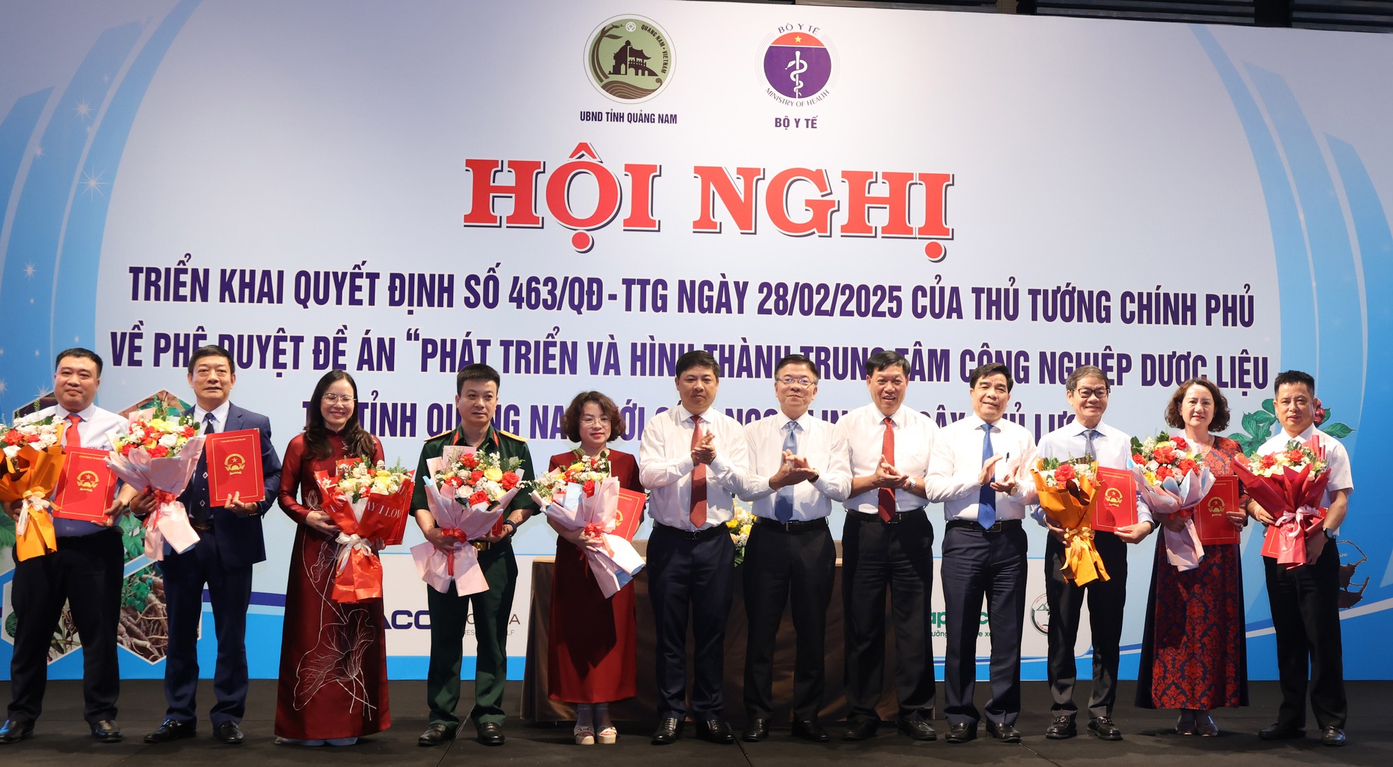 Phát triển 'thủ phủ sâm Ngọc Linh' thành trung tâm công nghiệp dược liệu- Ảnh 4. Phát triển 'thủ phủ sâm Ngọc Linh' thành trung tâm công nghiệp dược liệu- Ảnh 4.