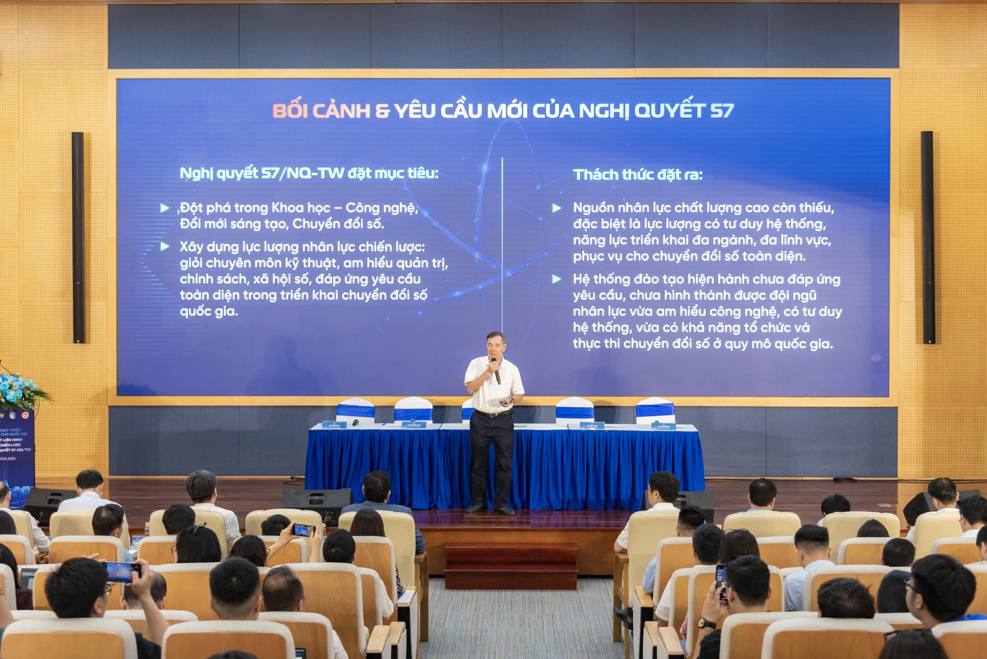 FPT công bố bổ sung chương trình đào tạo lực lượng dự bị thực thi Nghị quyết 57/NQ-TW - Ảnh 1. FPT công bố bổ sung chương trình đào tạo lực lượng dự bị thực thi Nghị quyết 57/NQ-TW - Ảnh 1.