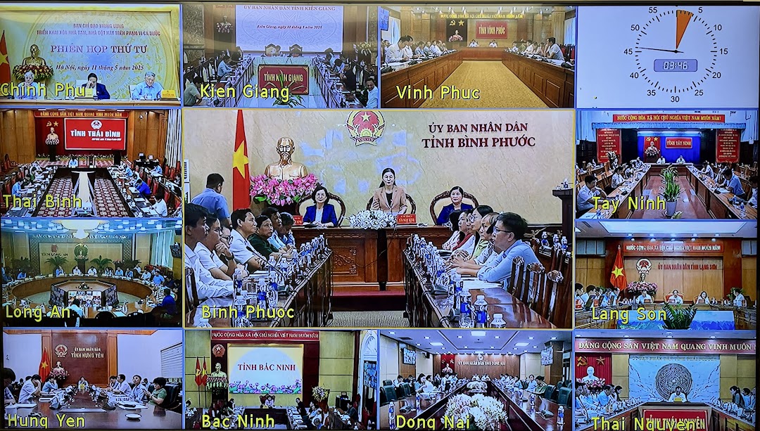 TỔNG THUẬT: Thủ tướng chủ trì phiên họp thứ 4 Ban chỉ đạo Trung ương về xóa nhà tạm, nhà dột nát- Ảnh 6. TỔNG THUẬT: Thủ tướng chủ trì phiên họp thứ 4 Ban chỉ đạo Trung ương về xóa nhà tạm, nhà dột nát- Ảnh 6.