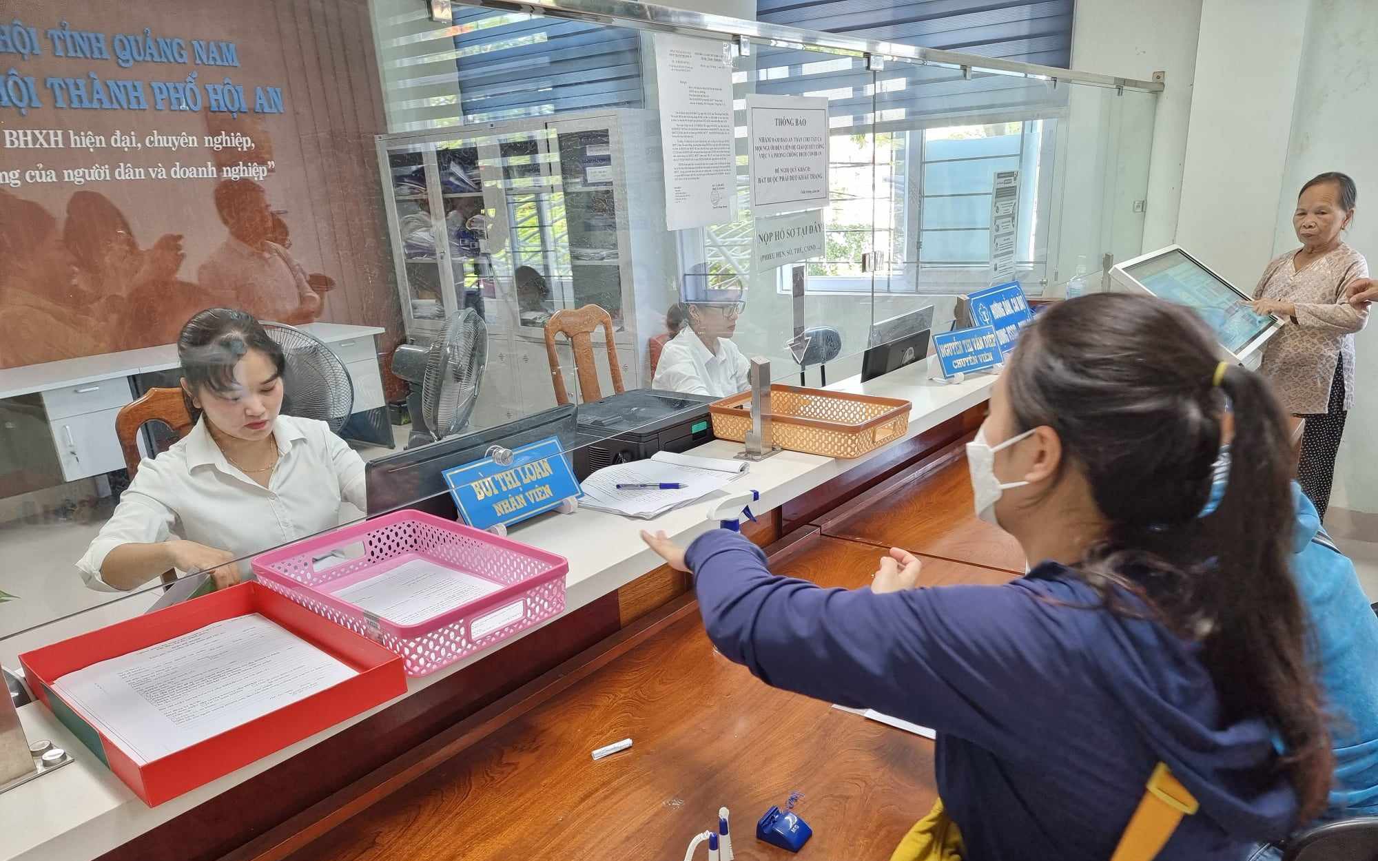 Xác định thời gian báo giảm BHXH khi người lao động nghỉ thai sản