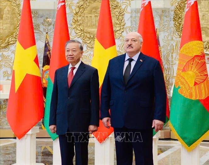 Mở ra không gian chiến lược mới cho hợp tác song phương Việt Nam - Belarus- Ảnh 1. Mở ra không gian chiến lược mới cho hợp tác song phương Việt Nam - Belarus- Ảnh 1.