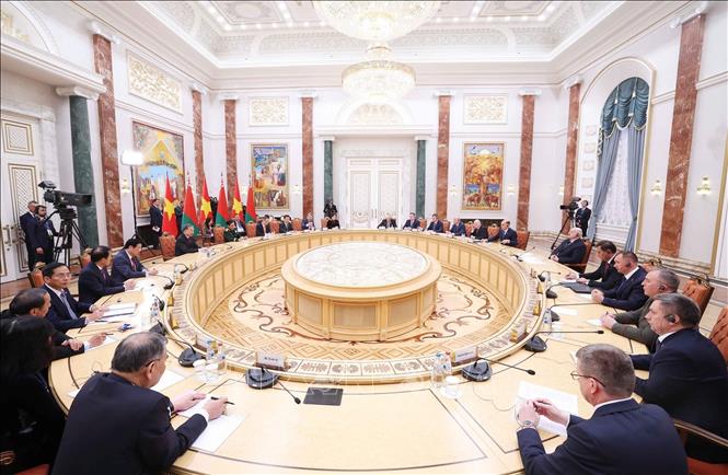 Tuyên bố chung về việc thiết lập quan hệ Đối tác Chiến lược Việt Nam-Belarus- Ảnh 4. Tuyên bố chung về việc thiết lập quan hệ Đối tác Chiến lược Việt Nam-Belarus- Ảnh 4.