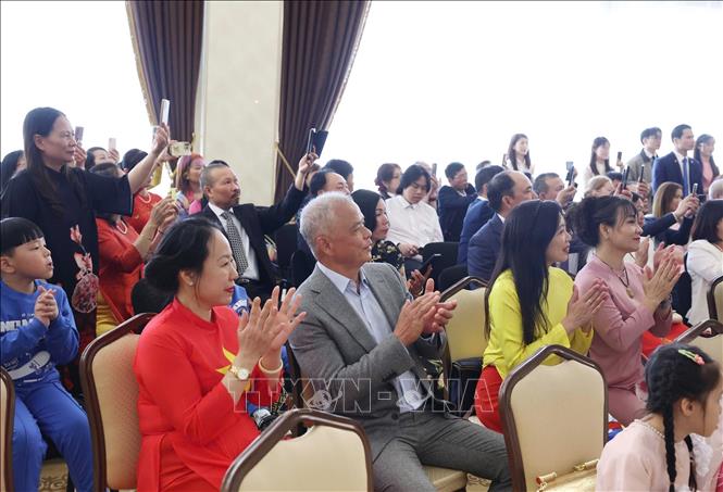 Tổng Bí thư Tô Lâm: Xây dựng cộng đồng người Việt Nam tại Belarus đoàn kết, phát triển- Ảnh 3. Tổng Bí thư Tô Lâm: Xây dựng cộng đồng người Việt Nam tại Belarus đoàn kết, phát triển- Ảnh 3.