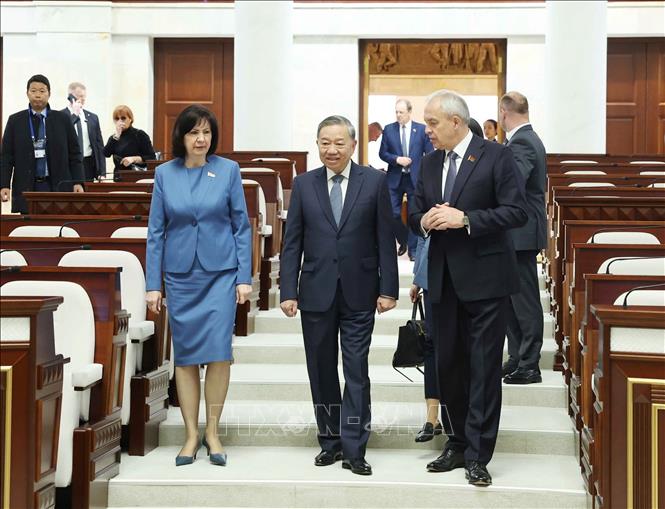 Tổng Bí thư Tô Lâm hội kiến Chủ tịch Thượng viện và Chủ tịch Hạ viện Belarus- Ảnh 1. Tổng Bí thư Tô Lâm hội kiến Chủ tịch Thượng viện và Chủ tịch Hạ viện Belarus- Ảnh 1.