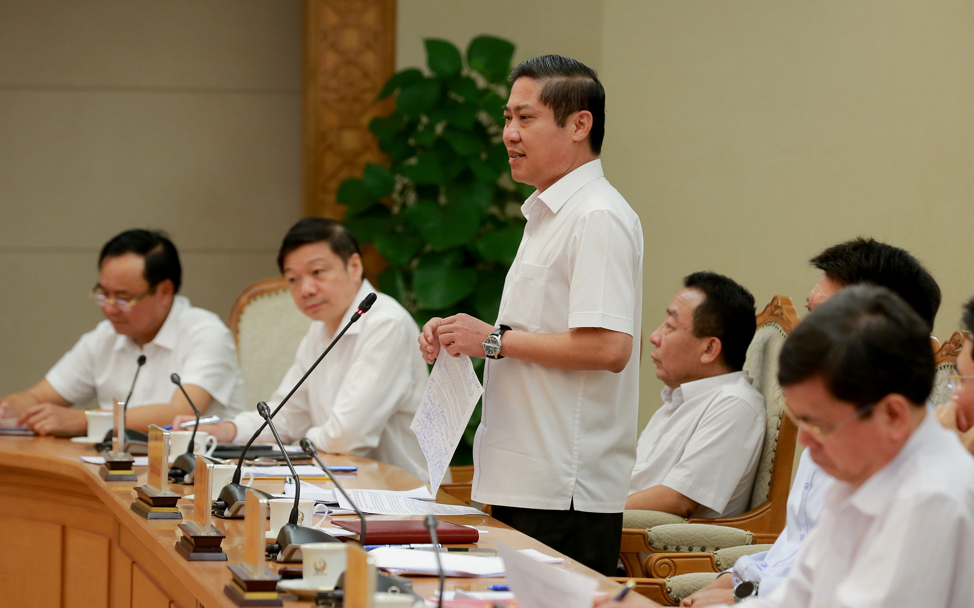 Nuôi, trồng dược liệu dưới tán rừng phải gắn chặt với 'giữ dân, giữ rừng'- Ảnh 3. Nuôi, trồng dược liệu dưới tán rừng phải gắn chặt với 'giữ dân, giữ rừng'- Ảnh 3.