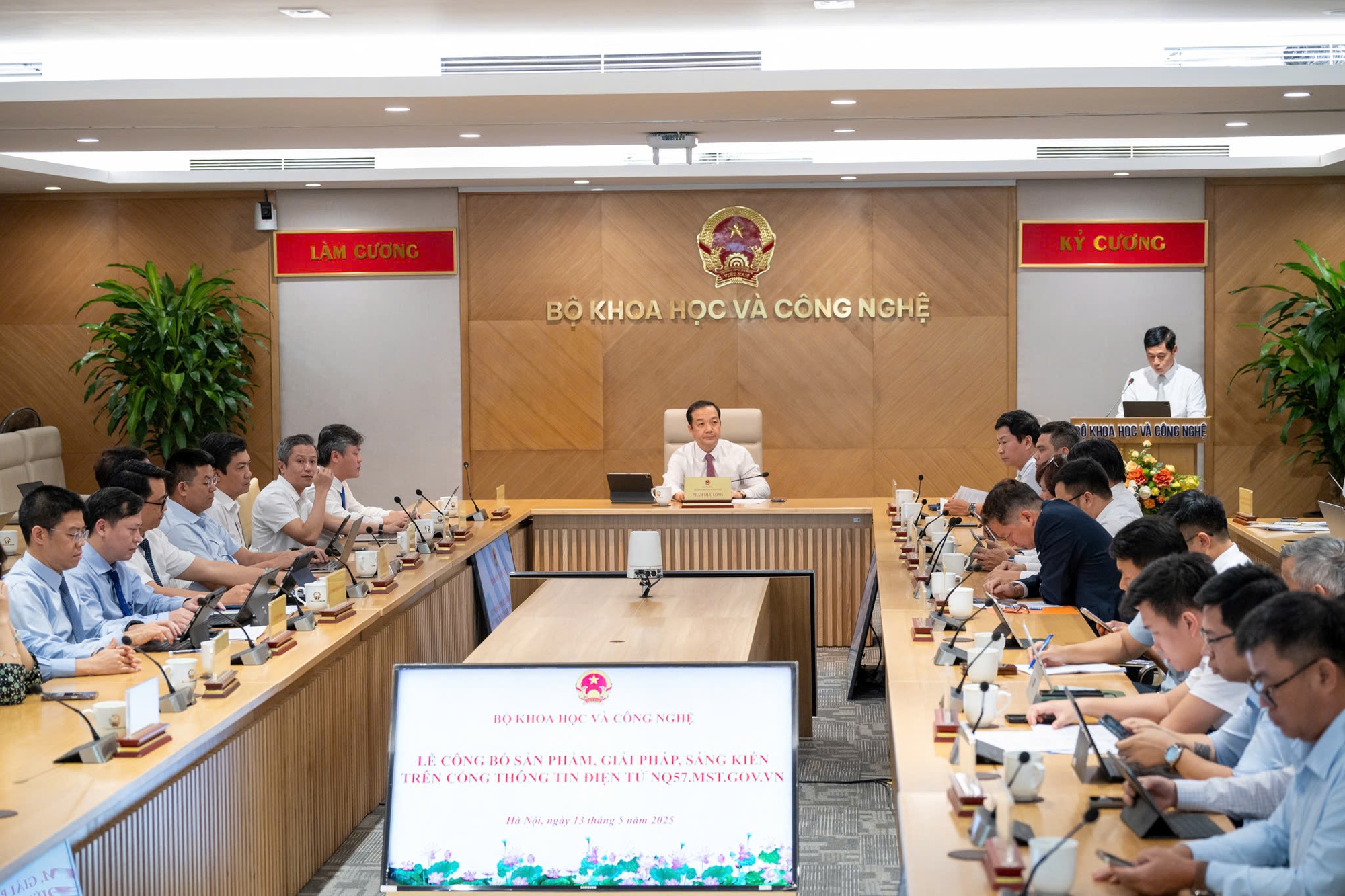 Công bố các sản phẩm, sáng kiến khoa học, công nghệ, chuyển đổi số trên Cổng Thông tin Nghị quyết 57- Ảnh 1.
