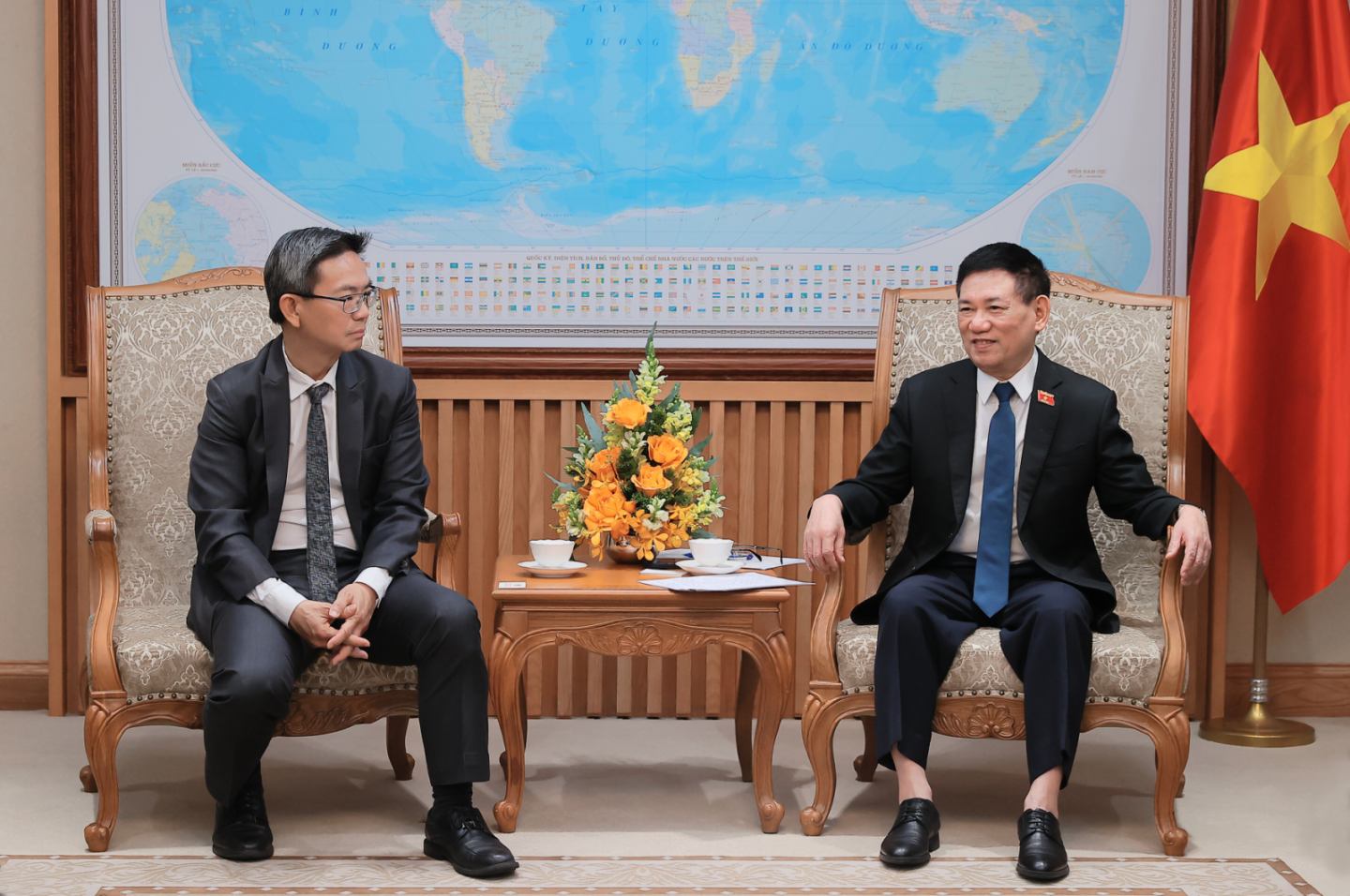 S&P ấn tượng với Nghị quyết 68-NQ/TW và công tác sắp xếp đơn vị hành chính, tinh gọn bộ máy của Việt Nam- Ảnh 1. S&P ấn tượng với Nghị quyết 68-NQ/TW và công tác sắp xếp đơn vị hành chính, tinh gọn bộ máy của Việt Nam- Ảnh 1.