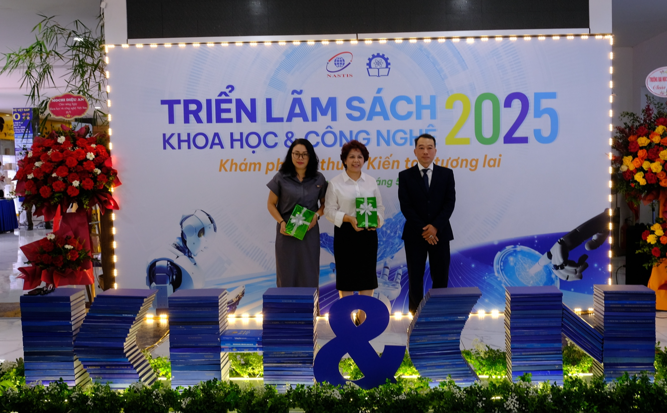 Triển lãm Sách Khoa học và Công nghệ 2025: Khơi nguồn tri thức, kiến tạo tương lai- Ảnh 2.