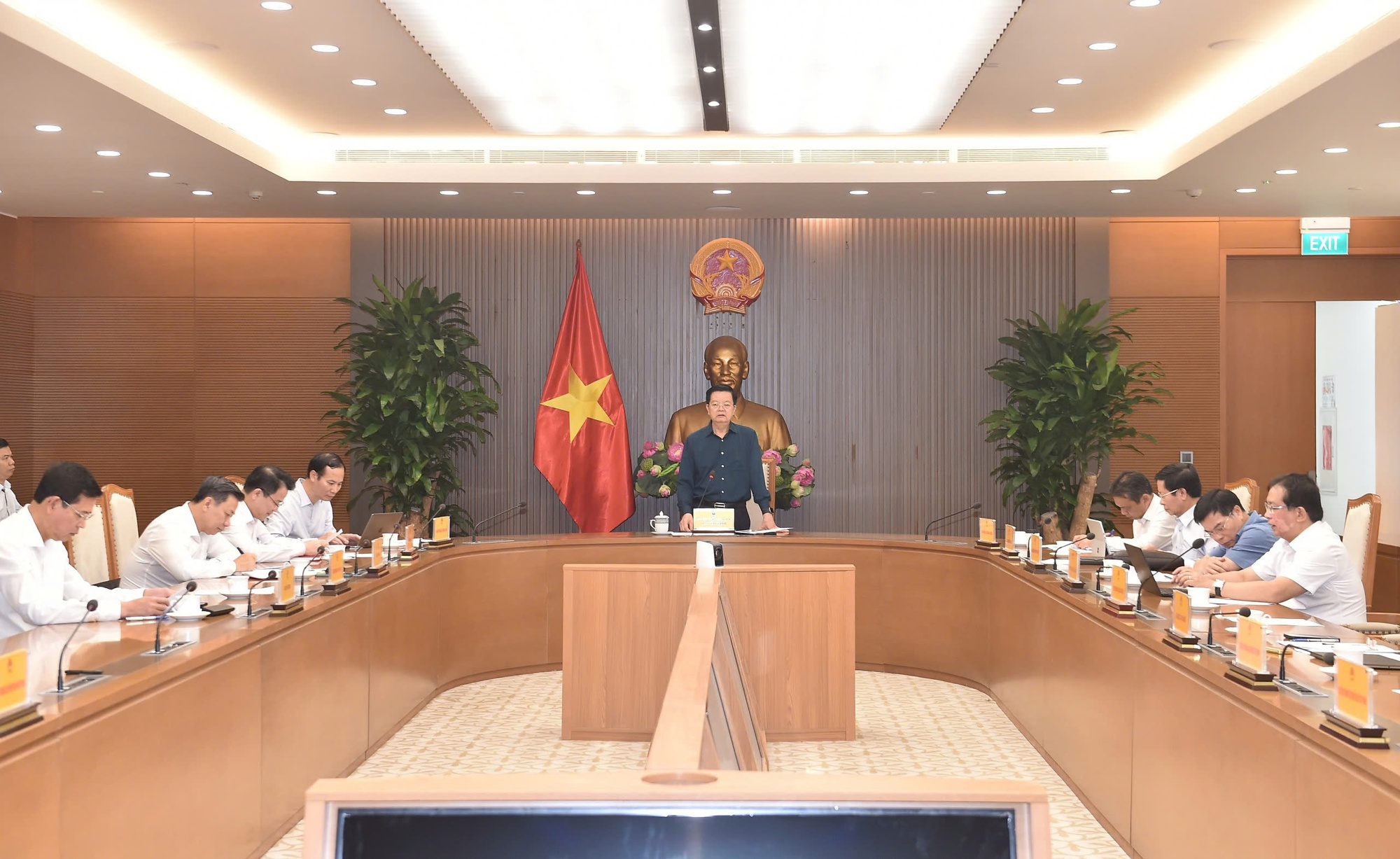 Phấn đấu giải ngân vốn đầu tư công đạt 100% kế hoạch được giao- Ảnh 3. Phấn đấu giải ngân vốn đầu tư công đạt 100% kế hoạch được giao- Ảnh 3.