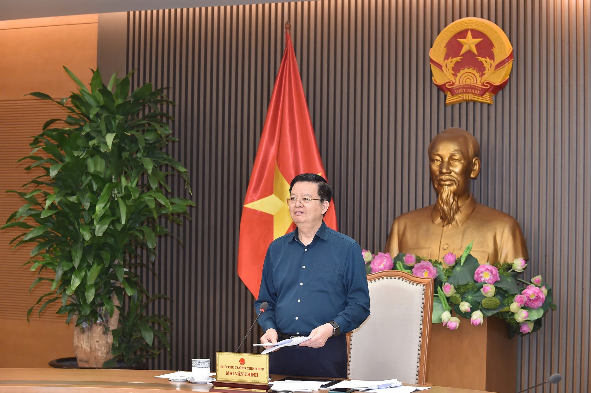 Phấn đấu giải ngân vốn đầu tư công đạt 100% kế hoạch được giao- Ảnh 1. Phấn đấu giải ngân vốn đầu tư công đạt 100% kế hoạch được giao- Ảnh 1.
