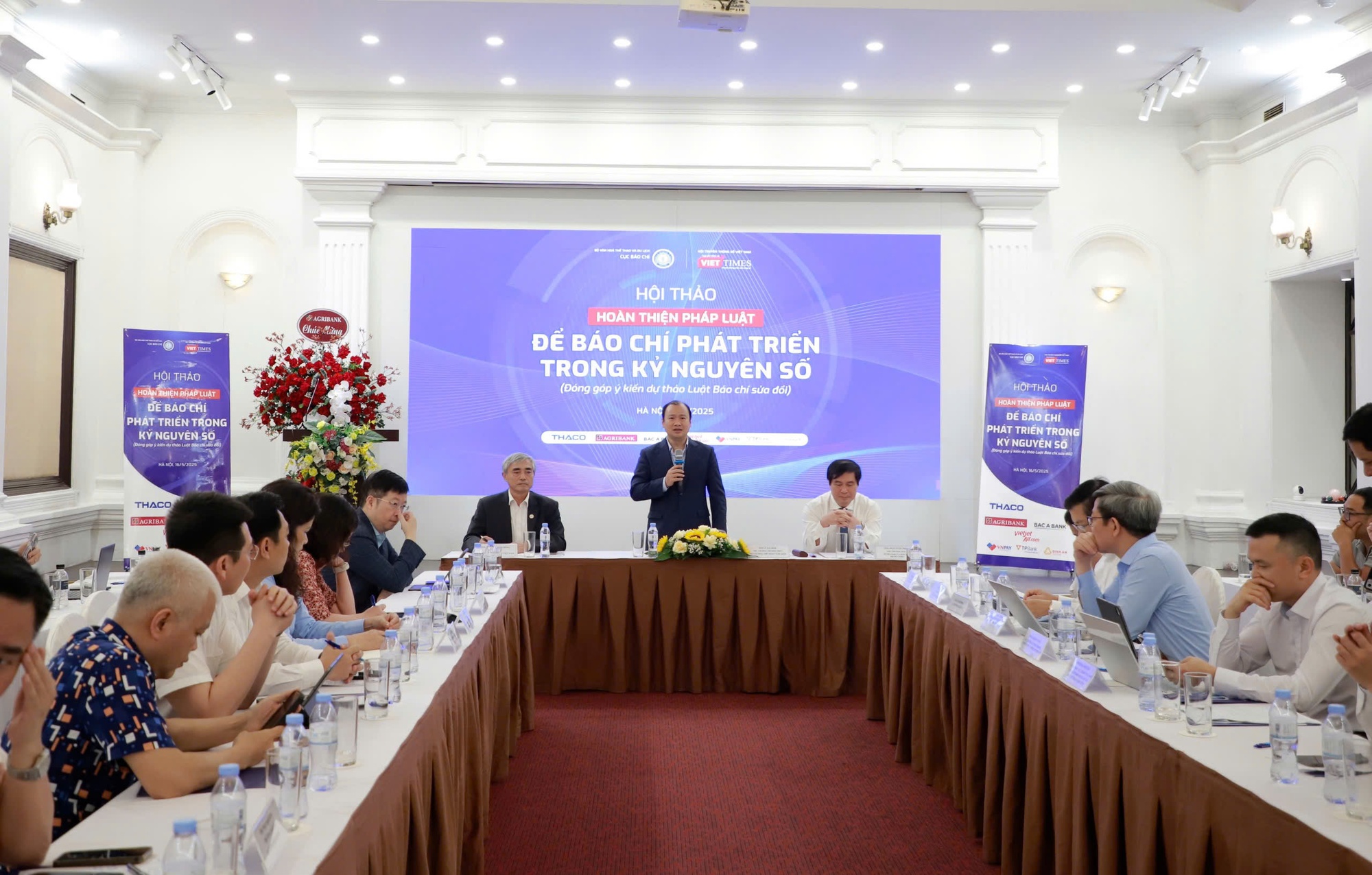 Hoàn thiện pháp luật để báo chí phát triển trong kỷ nguyên số- Ảnh 1. Hoàn thiện pháp luật để báo chí phát triển trong kỷ nguyên số- Ảnh 1.