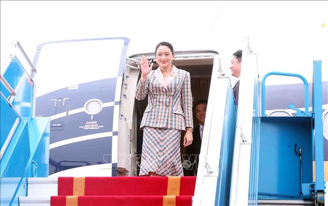 Thủ tướng Thái Lan kết thúc tốt đẹp chuyến thăm chính thức Việt Nam- Ảnh 1. Thủ tướng Thái Lan kết thúc tốt đẹp chuyến thăm chính thức Việt Nam- Ảnh 1.