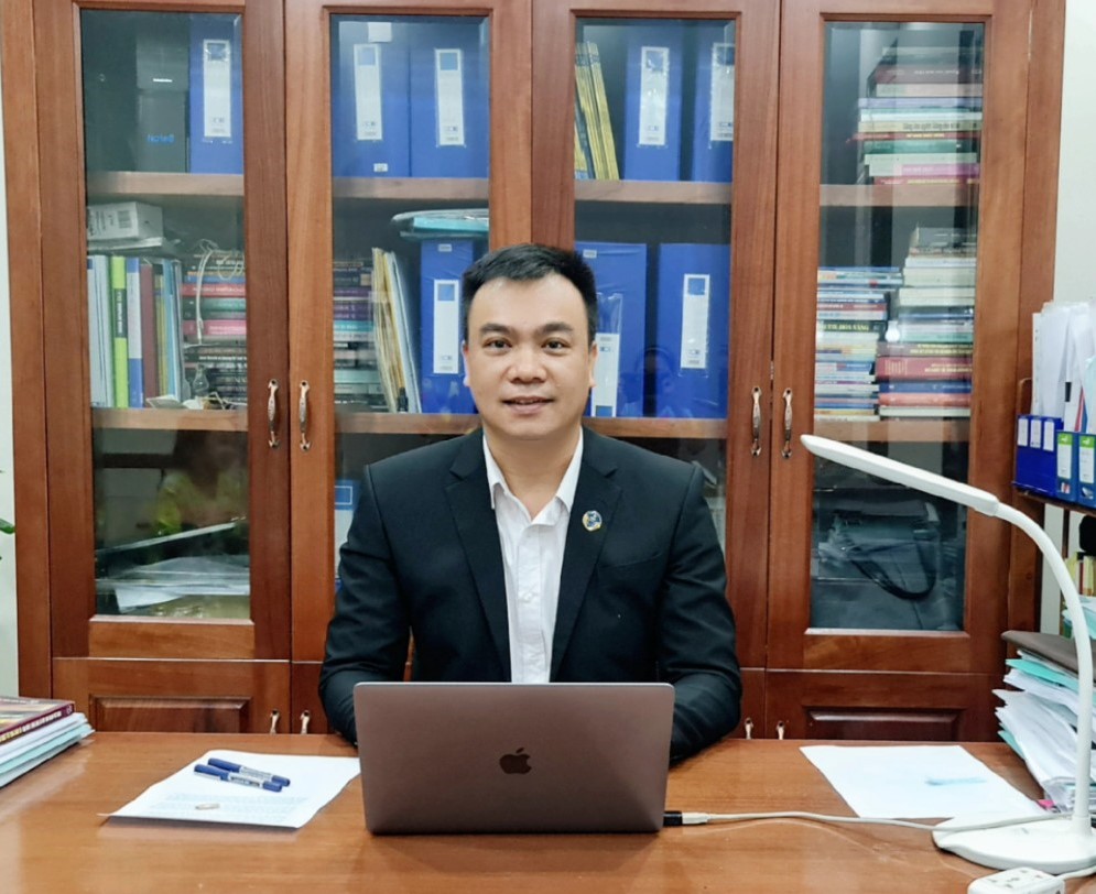 Sửa đổi Hiến pháp năm 2013: Kỳ vọng vào cuộc cách mạng tinh gọn bộ máy- Ảnh 3. Sửa đổi Hiến pháp năm 2013: Kỳ vọng vào cuộc cách mạng tinh gọn bộ máy- Ảnh 3.