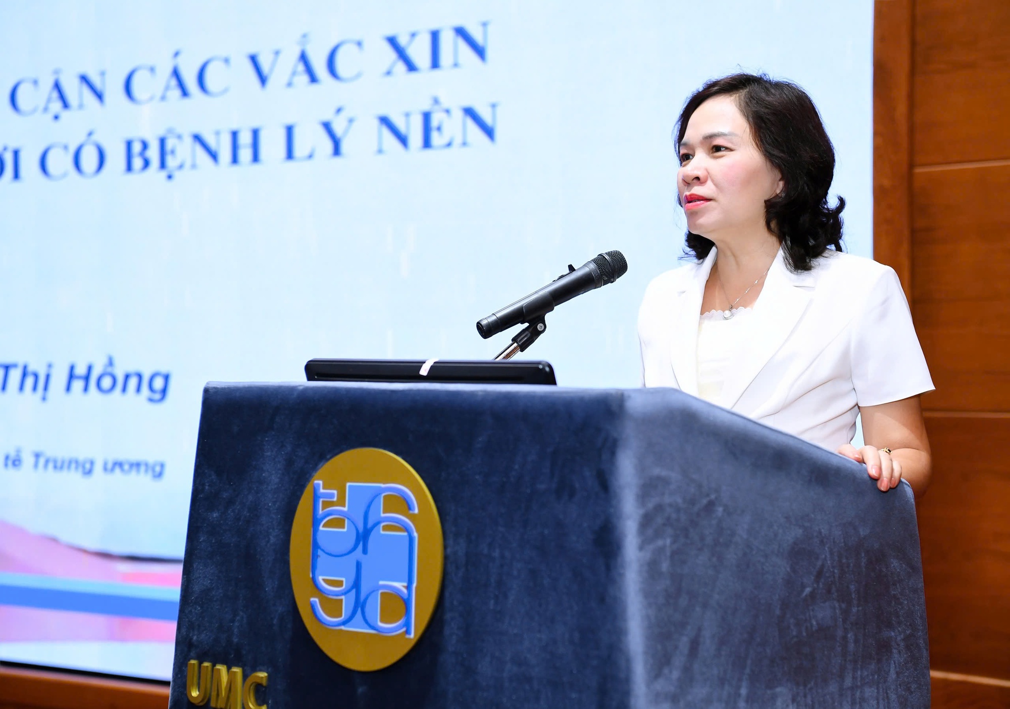 Đẩy mạnh tiêm vaccine cho người lớn, nhất là người có bệnh nền- Ảnh 1. Đẩy mạnh tiêm vaccine cho người lớn, nhất là người có bệnh nền- Ảnh 1.