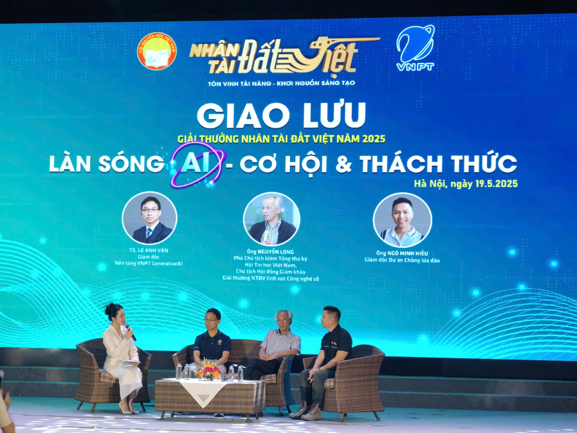 Tìm kiếm Nhân tài Đất Việt 2025 thúc đẩy chuyển đổi số quốc gia- Ảnh 2.
