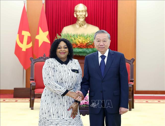 Tổng Bí thư Tô Lâm tiếp Phó Tổng Thư ký thứ nhất Đảng Đại hội Dân tộc Phi- Ảnh 1. Tổng Bí thư Tô Lâm tiếp Phó Tổng Thư ký thứ nhất Đảng Đại hội Dân tộc Phi- Ảnh 1.