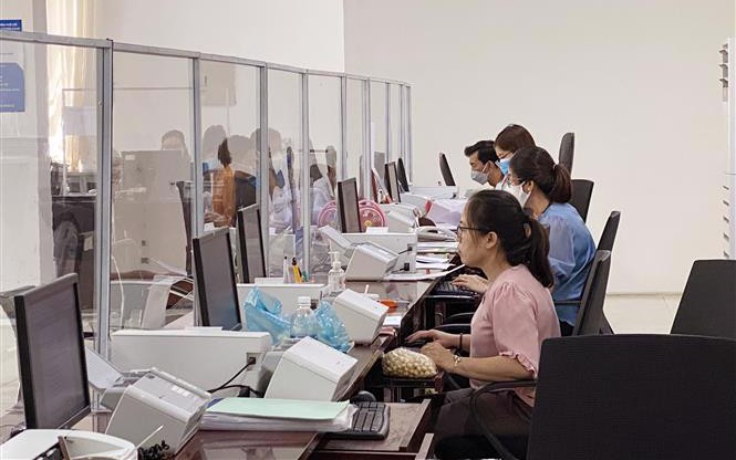 Hiểu thế nào về quy định '5 năm công tác trở lên'?