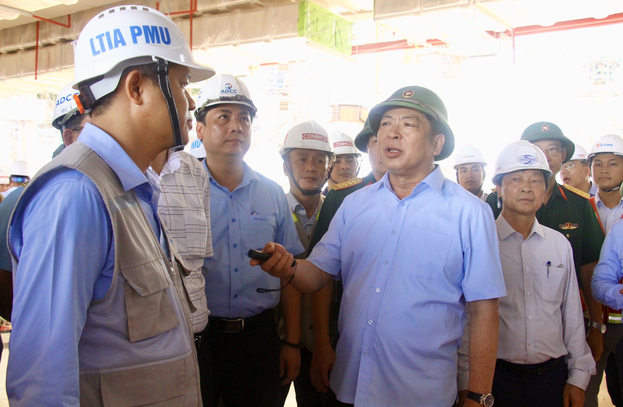 Các hạng mục chính cao tốc Biên Hòa-Vũng Tàu đang bám sát tiến độ - Ảnh 2. Các hạng mục chính cao tốc Biên Hòa-Vũng Tàu đang bám sát tiến độ - Ảnh 2.