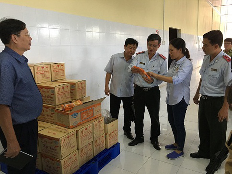 Lập 15 tổ kiểm tra về dược, mỹ phẩm, y dược cổ truyền, sữa, thực phẩm, thiết bị y tế- Ảnh 1. Lập 15 tổ kiểm tra về dược, mỹ phẩm, y dược cổ truyền, sữa, thực phẩm, thiết bị y tế- Ảnh 1.
