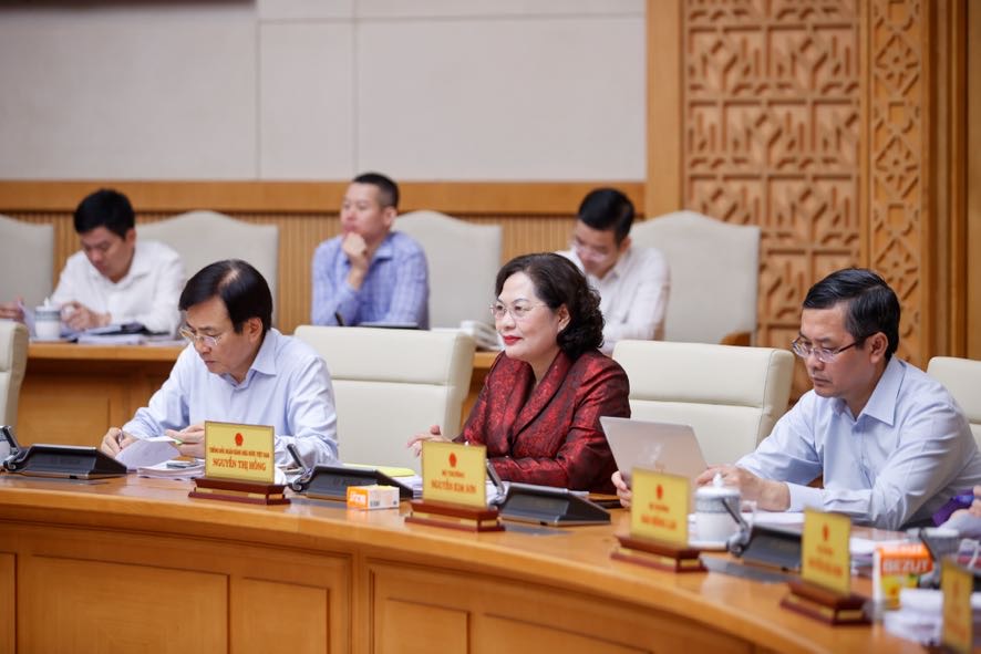 Thủ tướng: Quyết tâm cơ bản hoàn thành tháo gỡ 'điểm nghẽn' thể chế ngay trong năm 2025- Ảnh 6. Thủ tướng: Quyết tâm cơ bản hoàn thành tháo gỡ 'điểm nghẽn' thể chế ngay trong năm 2025- Ảnh 6.