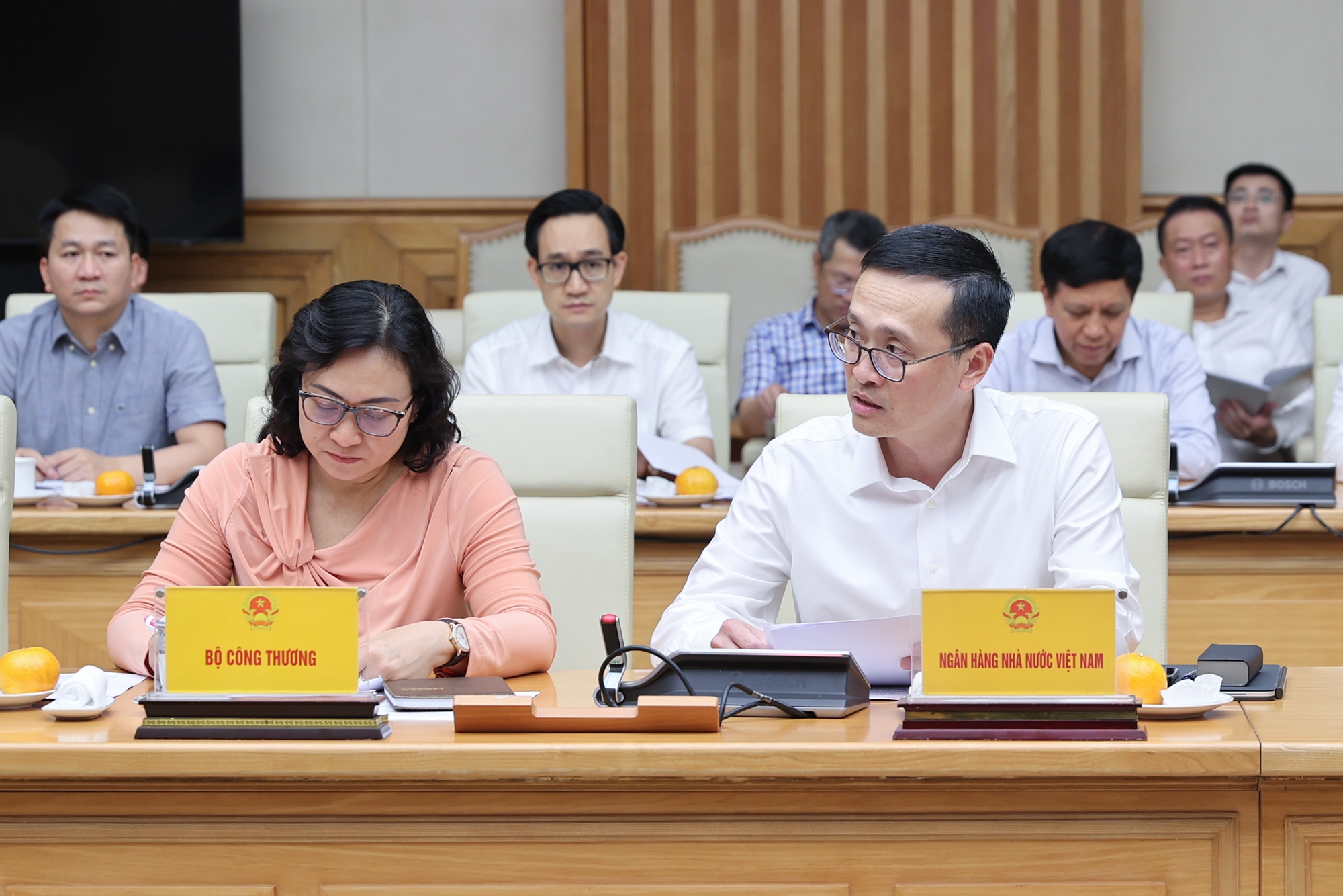 Thủ tướng: Nghiên cứu lập sàn giao dịch vàng; tách bạch quản lý nhà nước và kinh doanh vàng- Ảnh 5. Thủ tướng: Nghiên cứu lập sàn giao dịch vàng; tách bạch quản lý nhà nước và kinh doanh vàng- Ảnh 5.