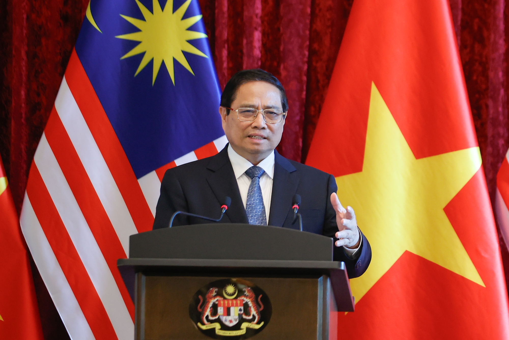 Thủ tướng Malaysia: Việt Nam đang trải qua những bước tiến lịch sử về kinh tế- Ảnh 3. Thủ tướng Malaysia: Việt Nam đang trải qua những bước tiến lịch sử về kinh tế- Ảnh 3.